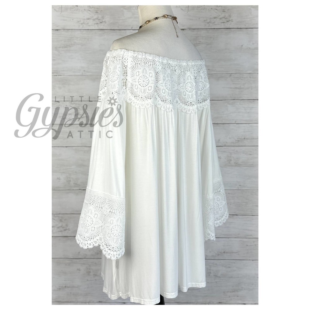 POL Make it Romance Lace Tunic - Picture 9 of 12